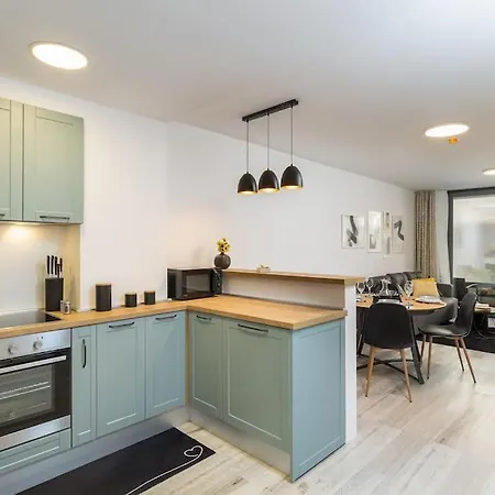 Apartman Pier Free Parking And Balcony