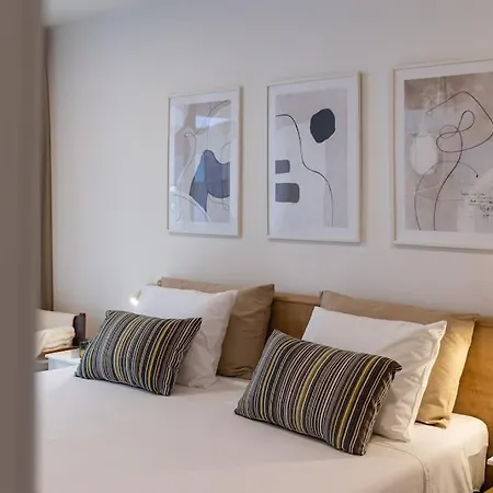 Pier Free Parking And Balcony Ντουμπρόβνικ